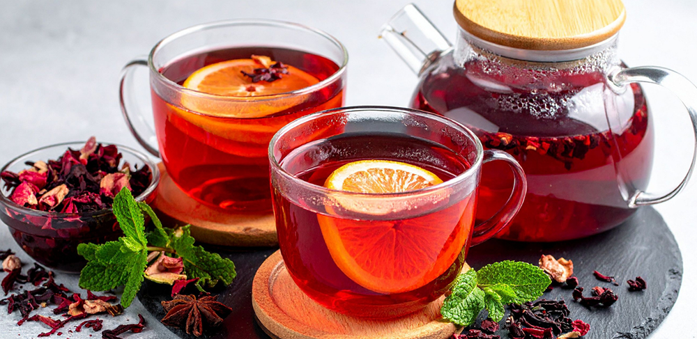 Hibiskus Meyve Çayının Sağlığa Faydaları: Doğal Ferahlığın Gücü