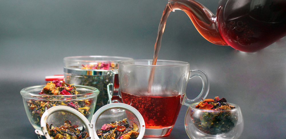 Hibiskus Çayı: Doğadan Gelen Kırmızı Mucize